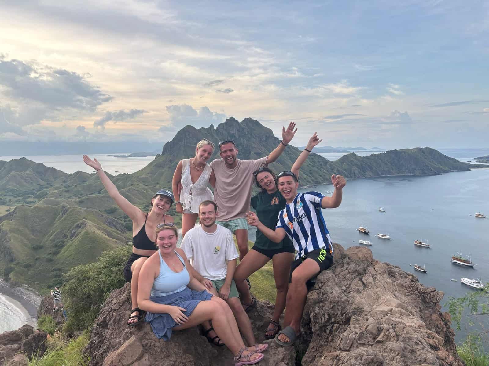solo travel group trip